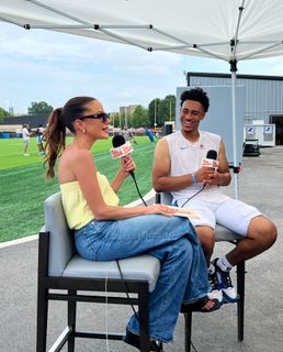 Kay Adams feet photo thumbnail