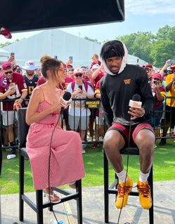 Kay Adams feet photo thumbnail