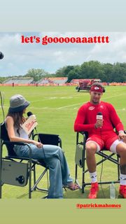 Kay Adams feet photo thumbnail