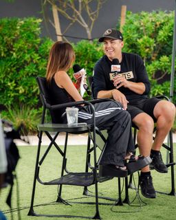 Kay Adams feet photo thumbnail