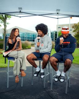 Kay Adams feet photo thumbnail