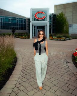 Kay Adams feet photo thumbnail