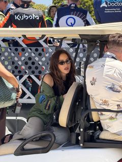 Kay Adams feet photo 3