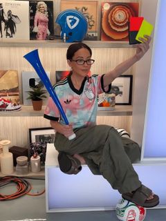 Kay Adams feet photo 2