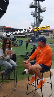 Kay Adams feet photo 9