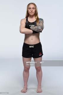 Kay Hansen feet photo thumbnail
