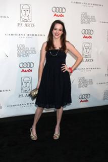 Kay Panabaker feet photo thumbnail