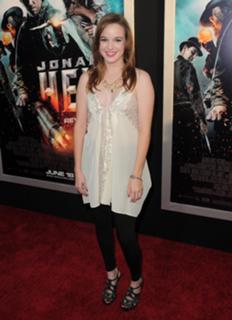 Kay Panabaker feet photo thumbnail