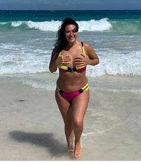 Kaya Jones feet photo 11