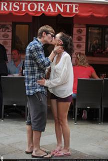 Kaya Scodelario feet photo thumbnail