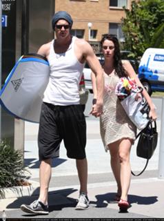 Kaya Scodelario feet photo thumbnail