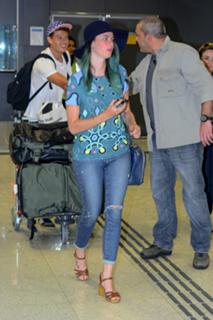 Kaya Scodelario feet photo thumbnail