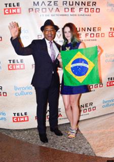 Kaya Scodelario feet photo thumbnail