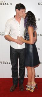 Kaya Scodelario feet photo thumbnail