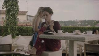Kaya Scodelario feet photo thumbnail