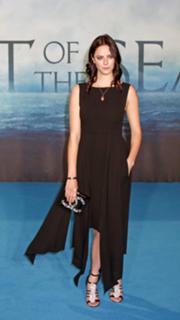 Kaya Scodelario feet photo thumbnail