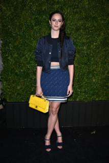Kaya Scodelario feet photo thumbnail