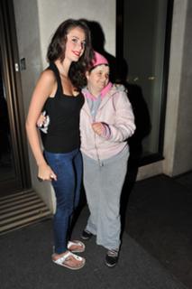Kaya Scodelario feet photo thumbnail