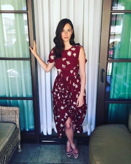 Kaya Scodelario feet photo thumbnail