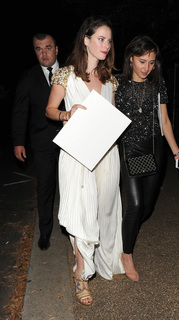 Kaya Scodelario feet photo thumbnail