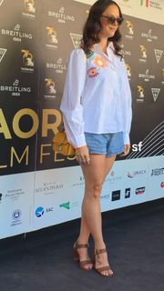 Kaya Scodelario feet photo 2