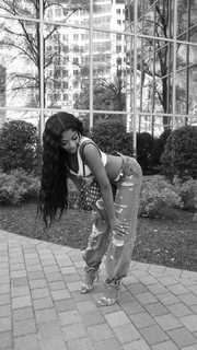 Kaychelle Dabney feet photo thumbnail