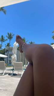 Kaychelle Dabney feet photo thumbnail