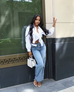 Kaychelle Dabney feet photo thumbnail