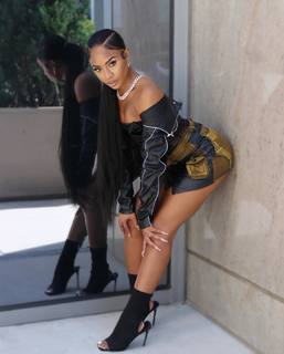 Kaychelle Dabney feet photo thumbnail