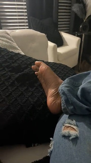 Kaychelle Dabney feet photo thumbnail