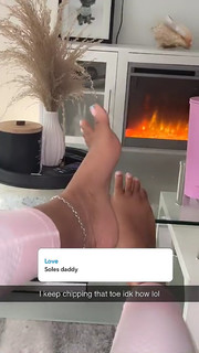 Kaychelle Dabney feet photo thumbnail