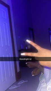 Kaychelle Dabney feet photo thumbnail