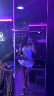 Kaychelle Dabney feet photo thumbnail