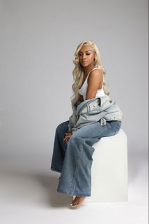 Kaychelle Dabney feet photo thumbnail