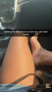 Kaychelle Dabney feet photo thumbnail