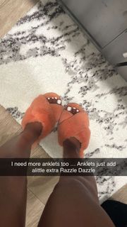 Kaychelle Dabney feet photo thumbnail