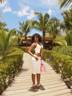 Kaychelle Dabney feet photo 2