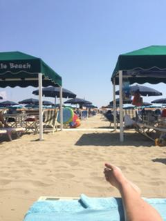Kaye Adams feet photo 3