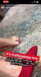 Kaye Adams feet photo 6