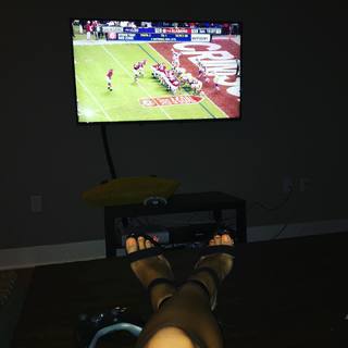 Kayla Becker feet photo thumbnail