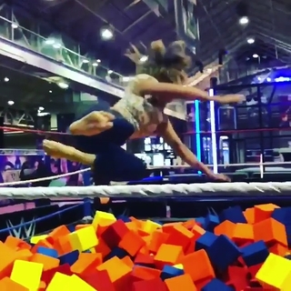 Kayla Becker feet photo thumbnail