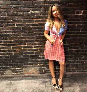 Kayla Becker feet photo thumbnail