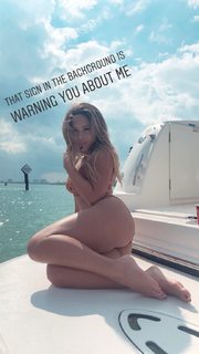 Kayla Becker feet photo thumbnail