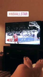 Kayla Becker feet photo thumbnail