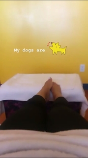 Kayla Becker feet photo thumbnail