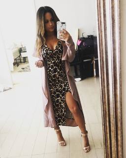 Kayla Becker feet photo thumbnail