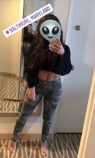 Kayla Becker feet photo thumbnail