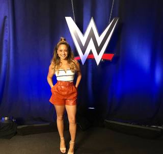 Kayla Becker feet photo thumbnail