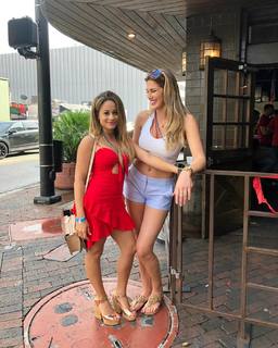 Kayla Becker feet photo thumbnail