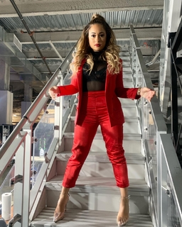 Kayla Becker feet photo thumbnail